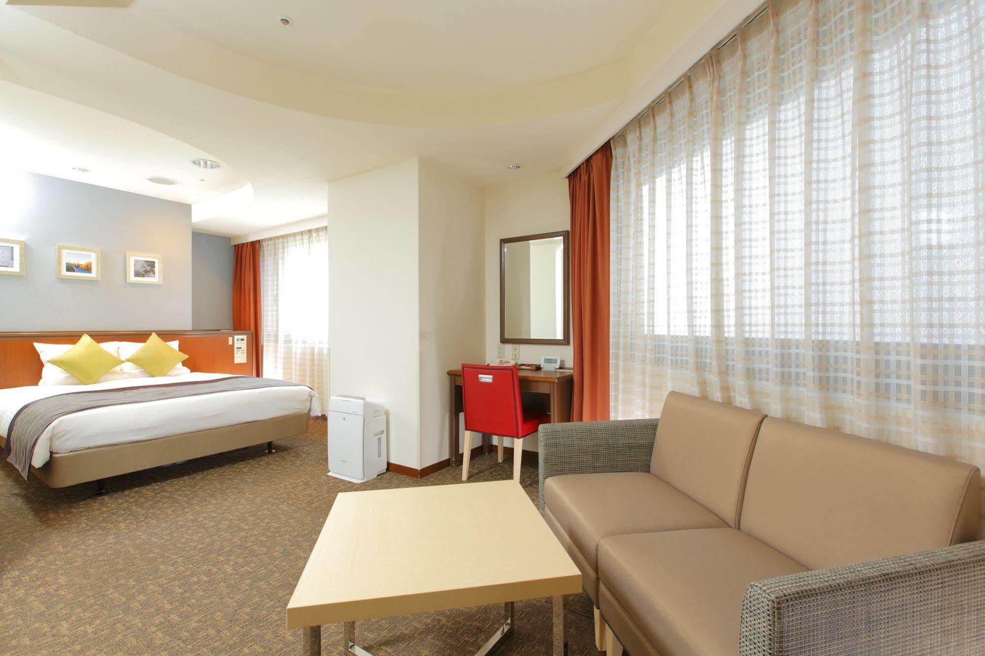 Hotel Mystays Utsunomiya Exteriör bild